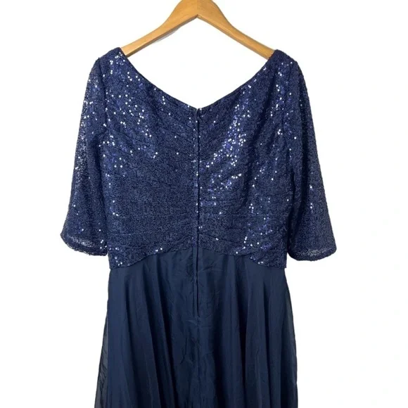 La Femme Chiffon and Sequin A Line Gown Faux Wrap 3/4 Sleeve Navy Blue Size 16 - Picture 6 of 10